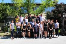 Maturantke in maturanti programa kmetijsko-podjetniški tehnik - 4. c